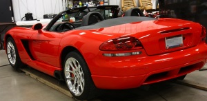 Hybrid Polishing Process featuring a 2004 Dodge Viper