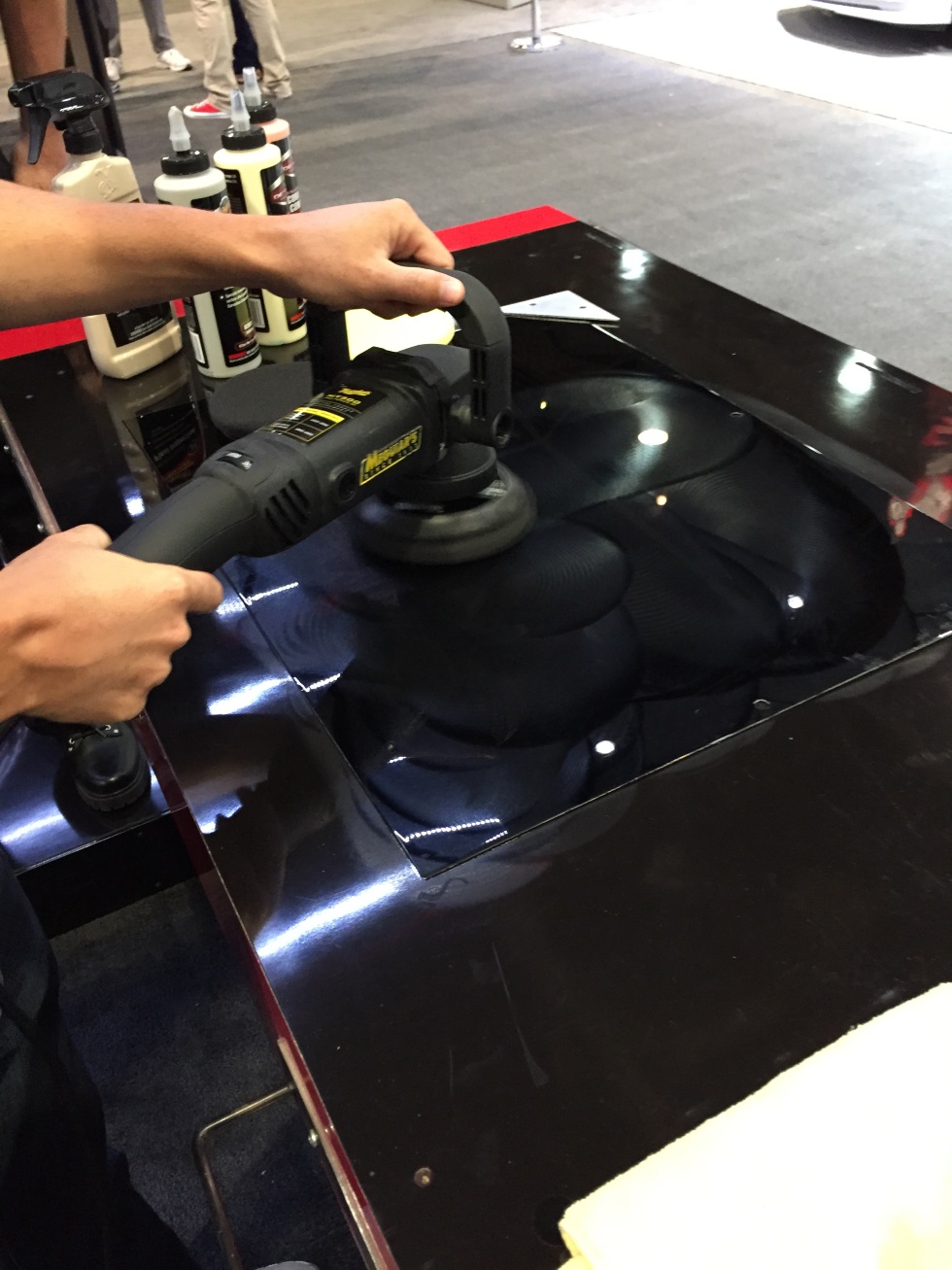 Meguiar's MT 300 Dual Action Polisher Test Drive Closeup