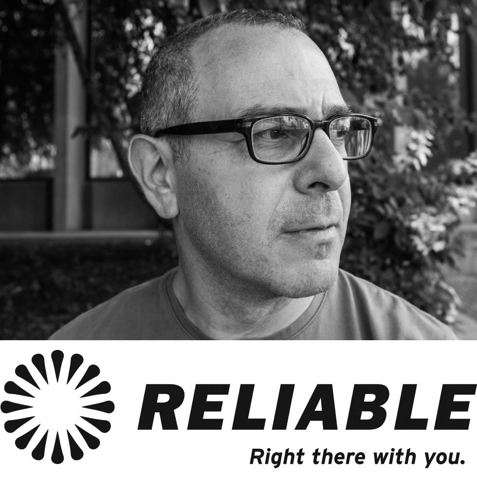 Robert Kahn Headshot