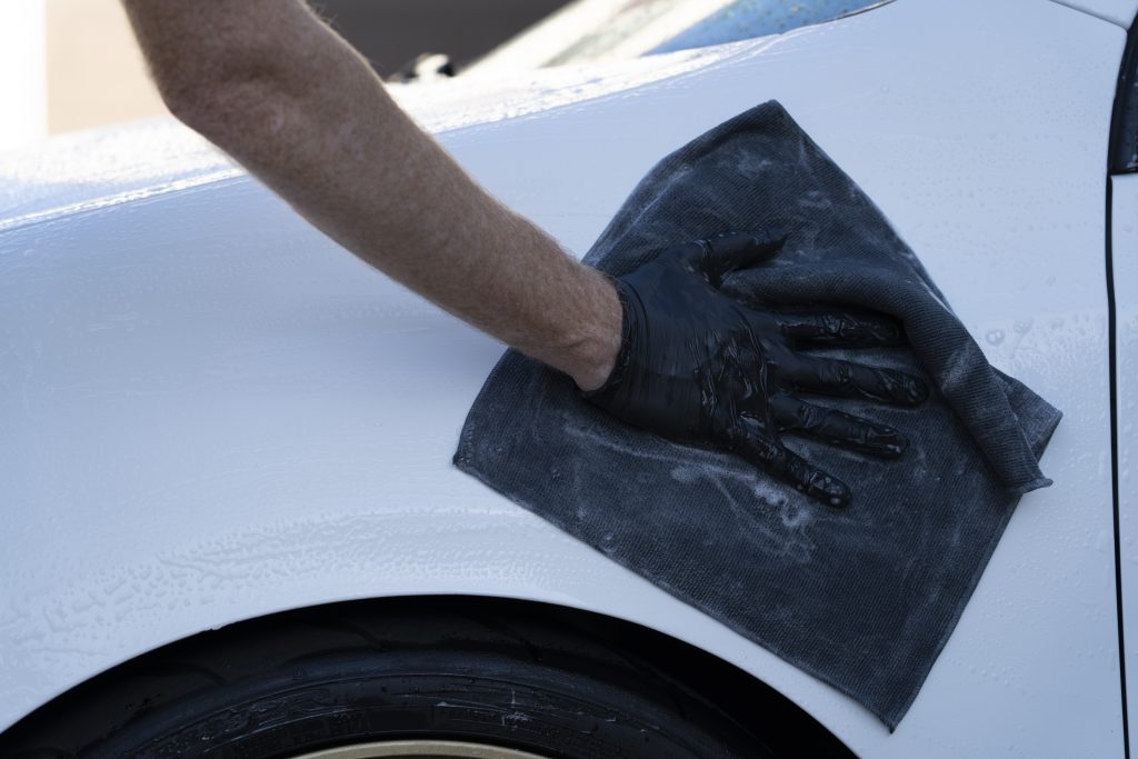 Ecoclean Clay in use