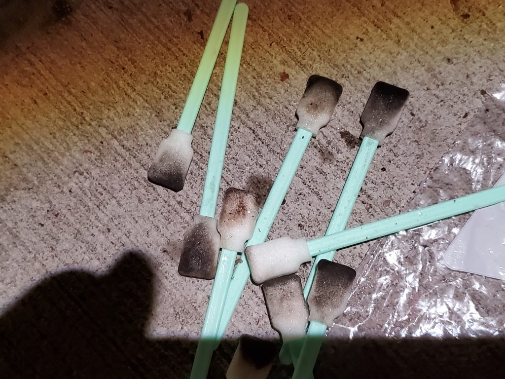 dirty-foam-swabs