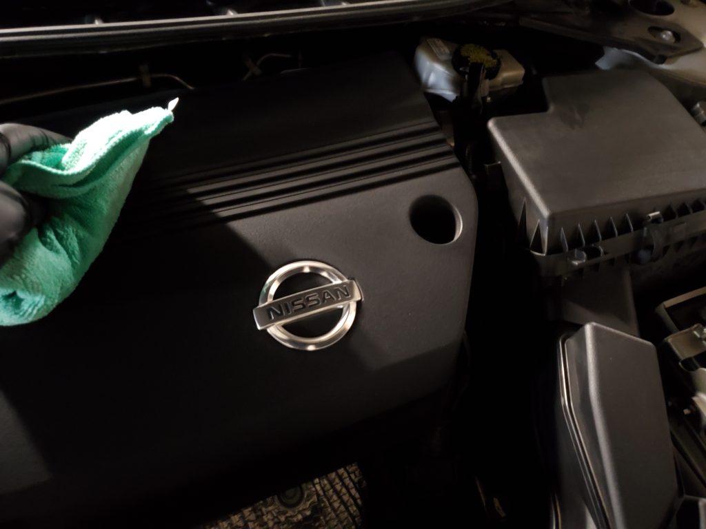 Engine-Bay-Waterless-Washing