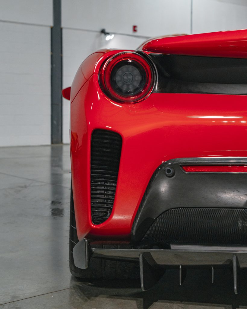 ferrari pista detail
