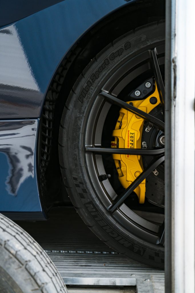 ferrari pista - wheels
