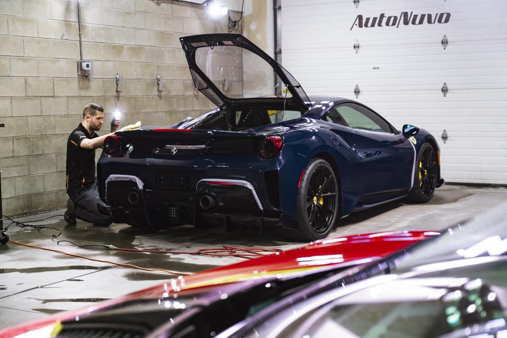 Ferrari Pista - light check