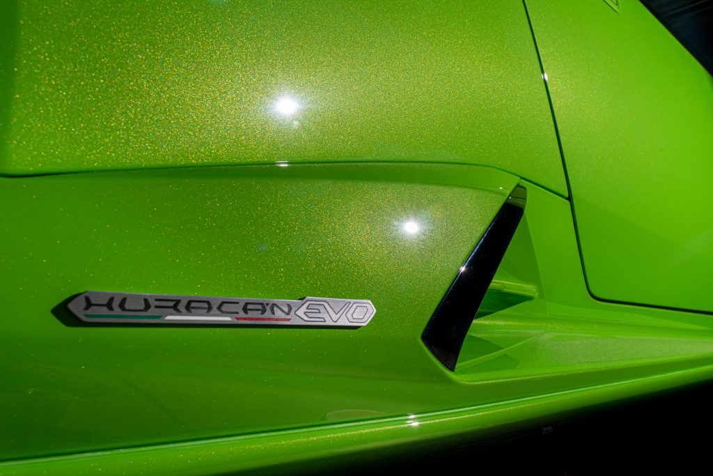 Huracan Fixed Imperfection Side
