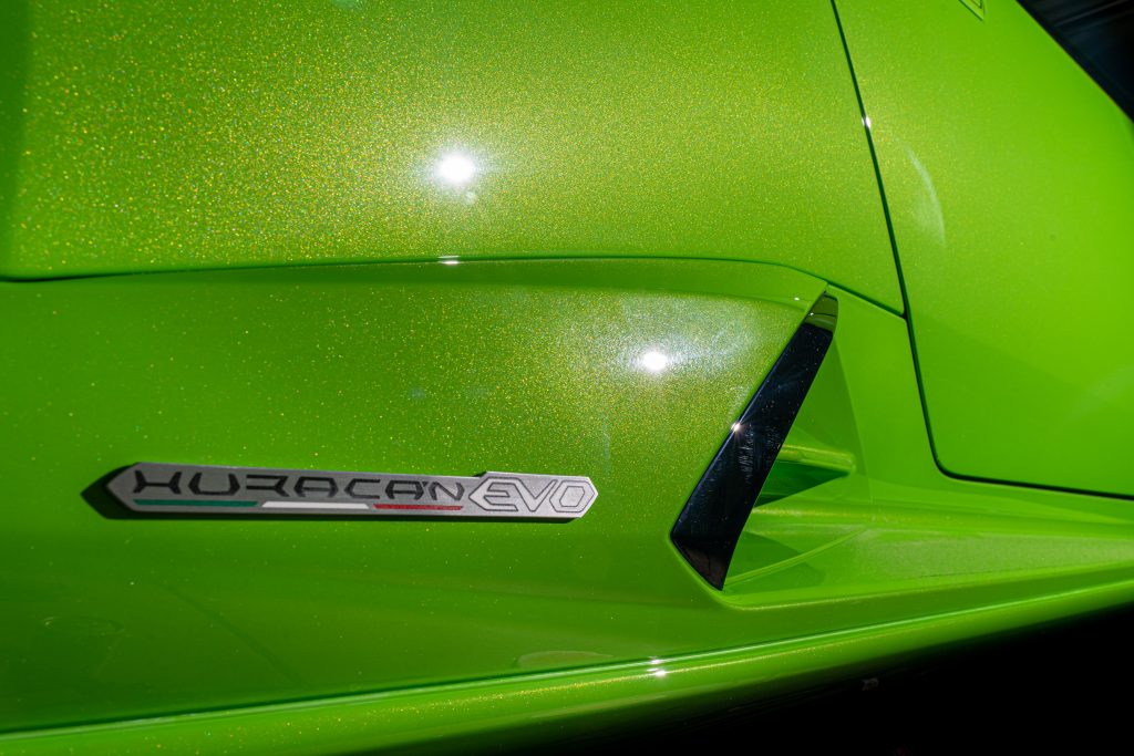 Huracan Imperfection Side