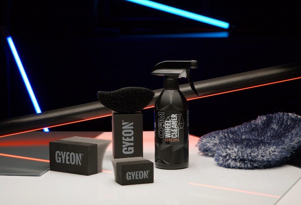 Q2M Iron WheelCleaner