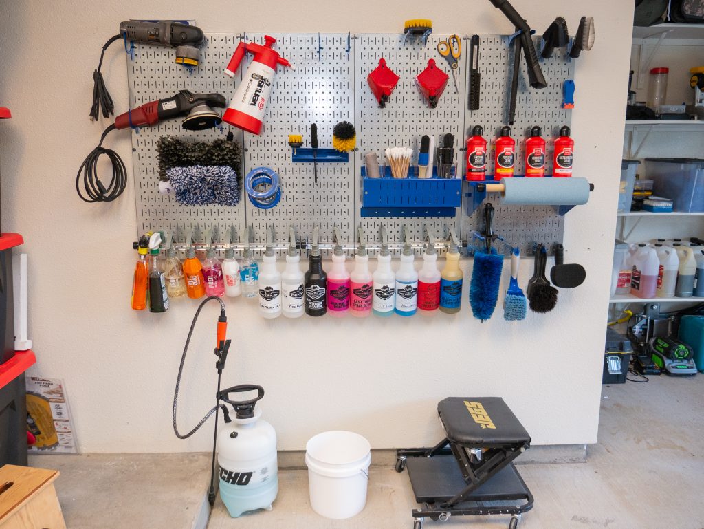 Hawaii Shop Pegboard 1