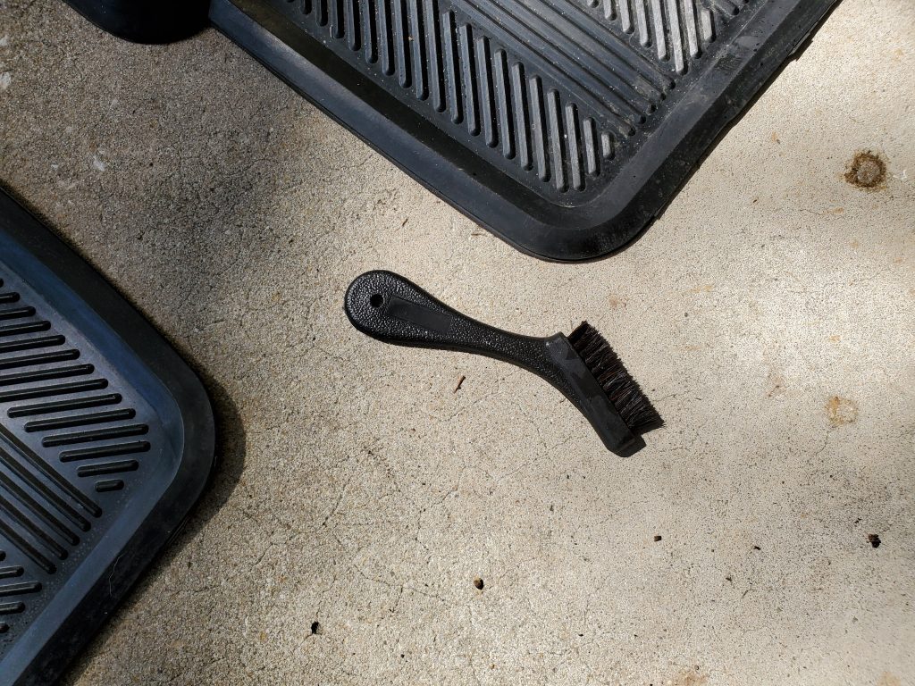 Upholstery Piping Brush