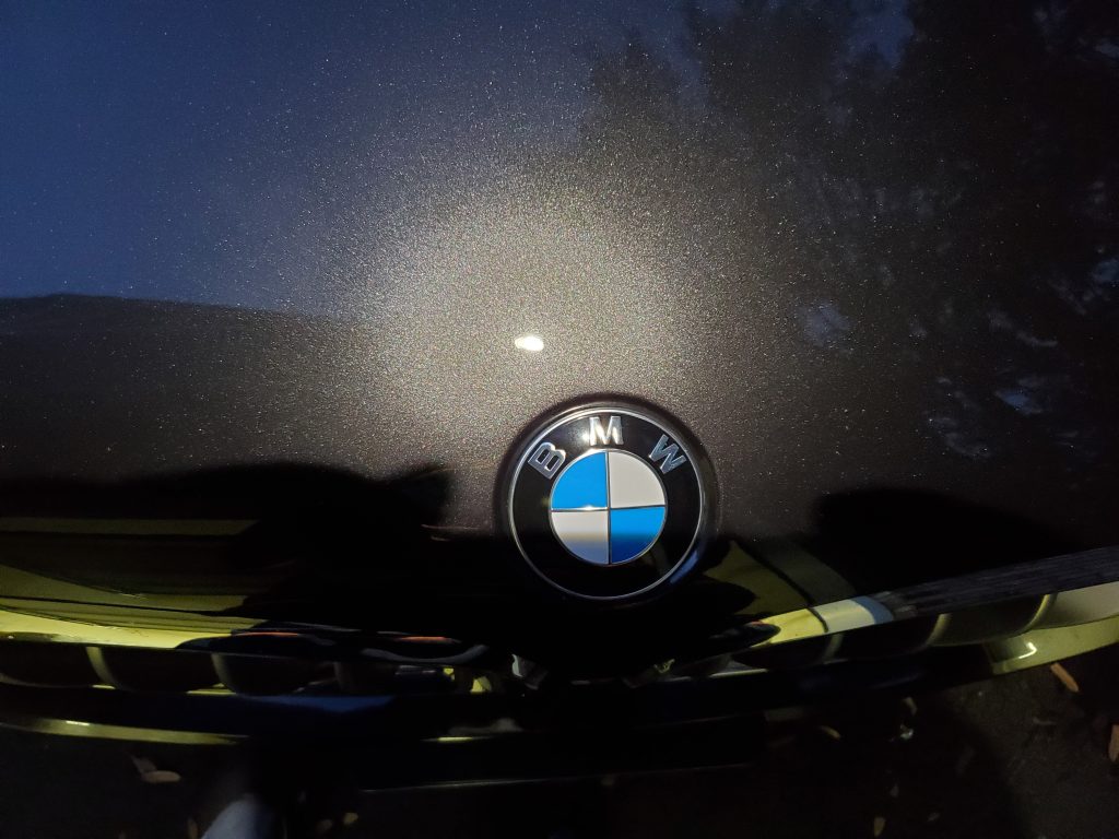 BMW X5 emblem