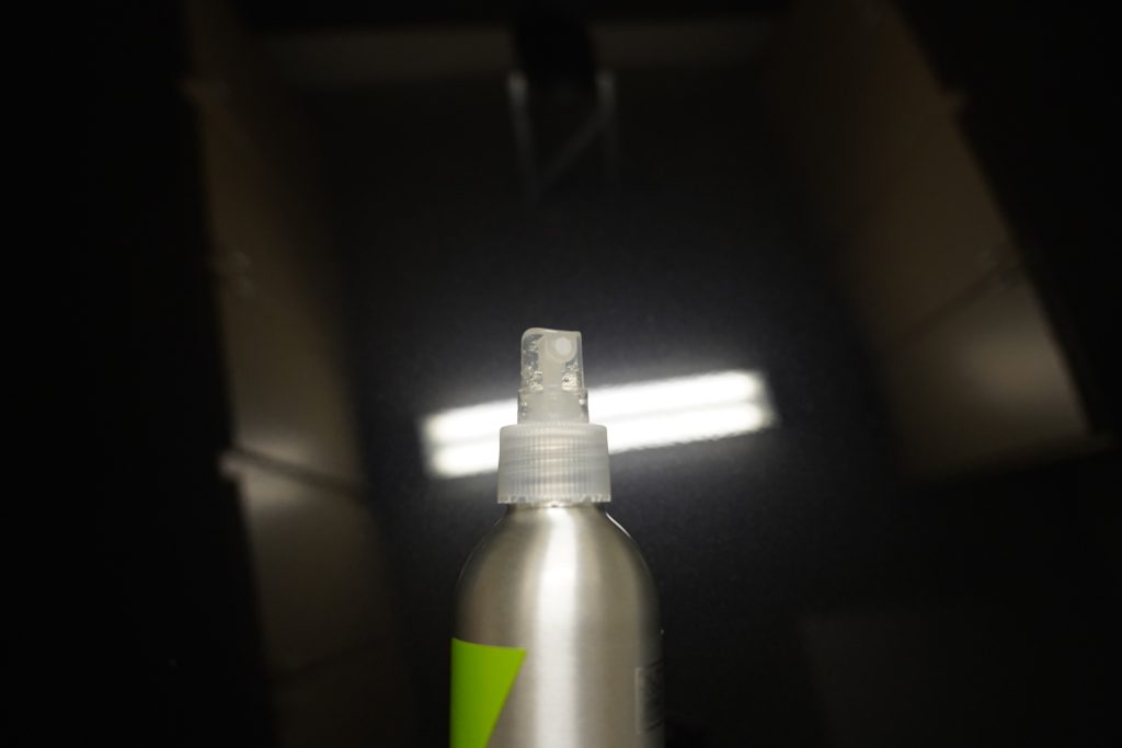Fingertip sprayer