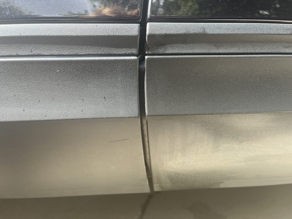 Dressing on trim