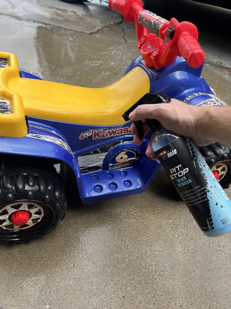 Power Wheels Lil’ Kawasaki Ninja P&S Off Road Pit Stop Quick Detailer