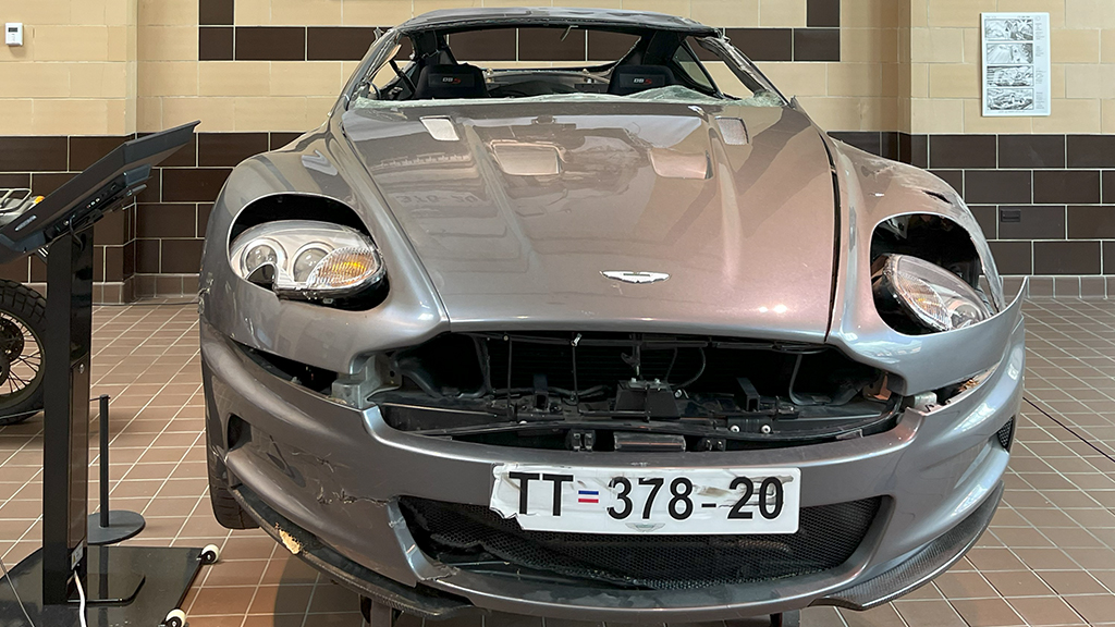 Saratoga Auto Museum James Bond Aston Martin DBS