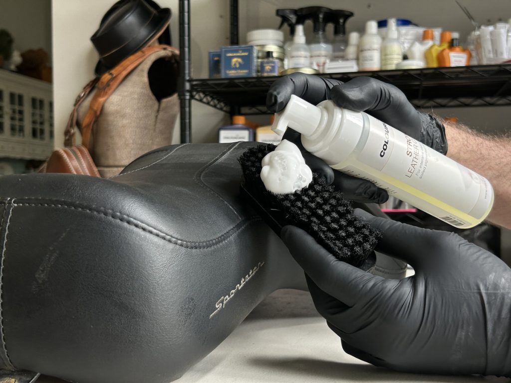 how_to_colourlock_leather_cleaner