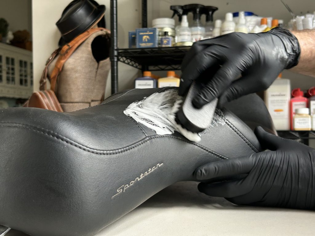 how_to_leather_cleaning