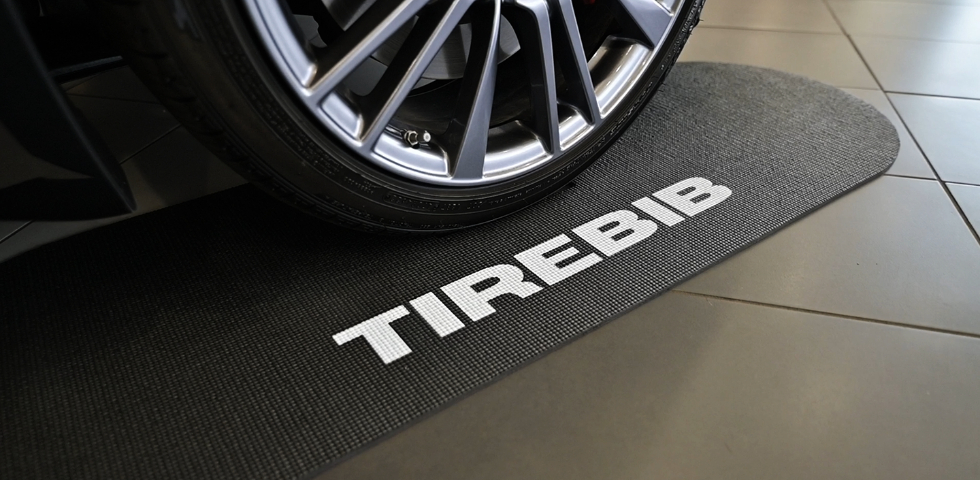 Driveway Shield TireBib