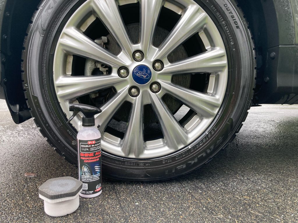 Shine All Applicator and Tire