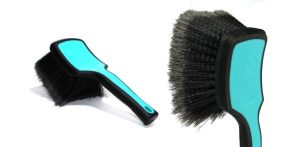 My New Favorite Wheel Brush: Detail Factory ProGrip Wheel Face Brush Riptide