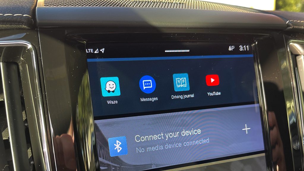 McLaren Dashboard Cleaner Infotainment After