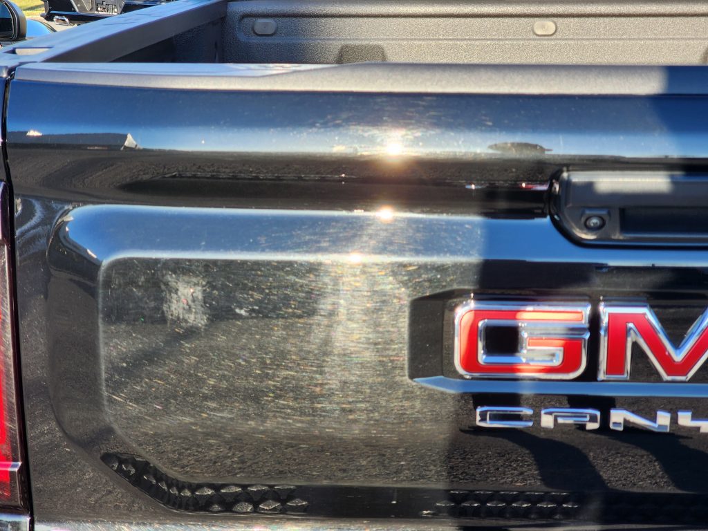 dealership lot GMC Canyon