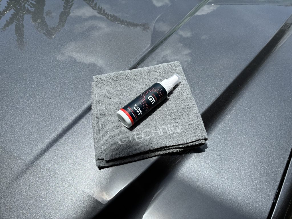 Gtechniq Panel Wipe and Towel