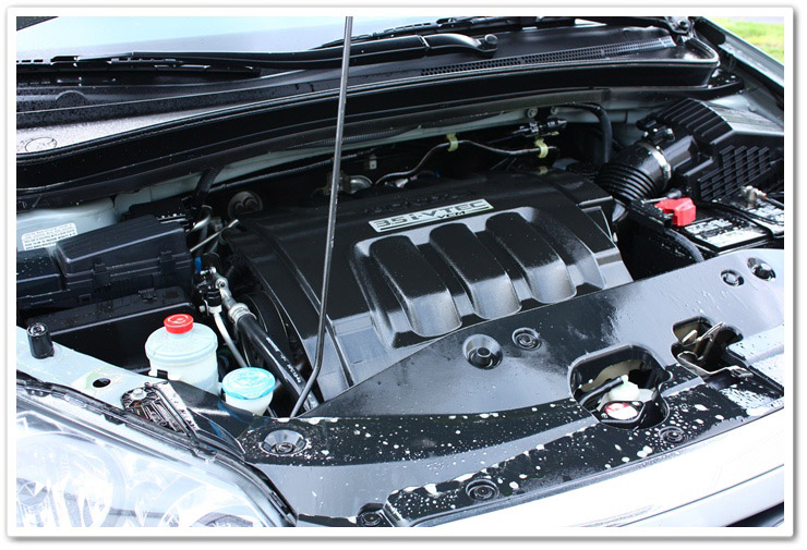 P21S Total Auto Wash dwelling on engine bay P21S Total Auto Wash dwelling on engine bay