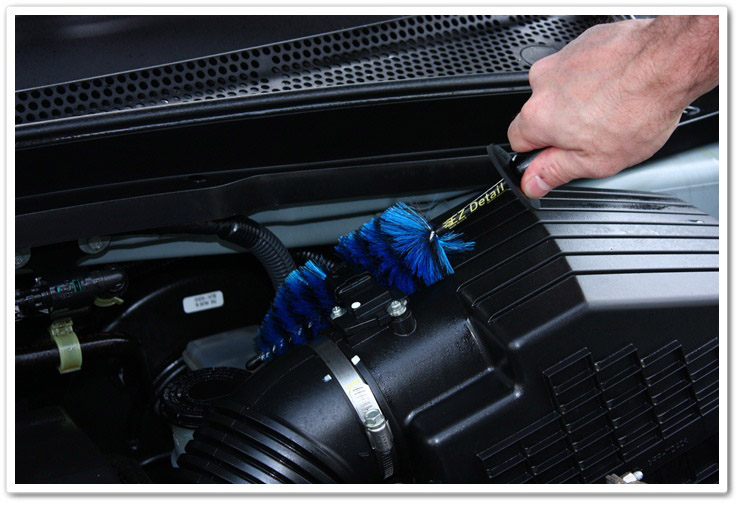 Using a Mini E-Z Detail Brush to clean engine bay Using a Mini E-Z Detail Brush to clean engine bay