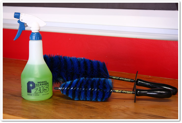 P21S Gel Wheel Cleaner and E-Z Detail Brushes P21S Gel Wheel Cleaner and E-Z Detail Brushes